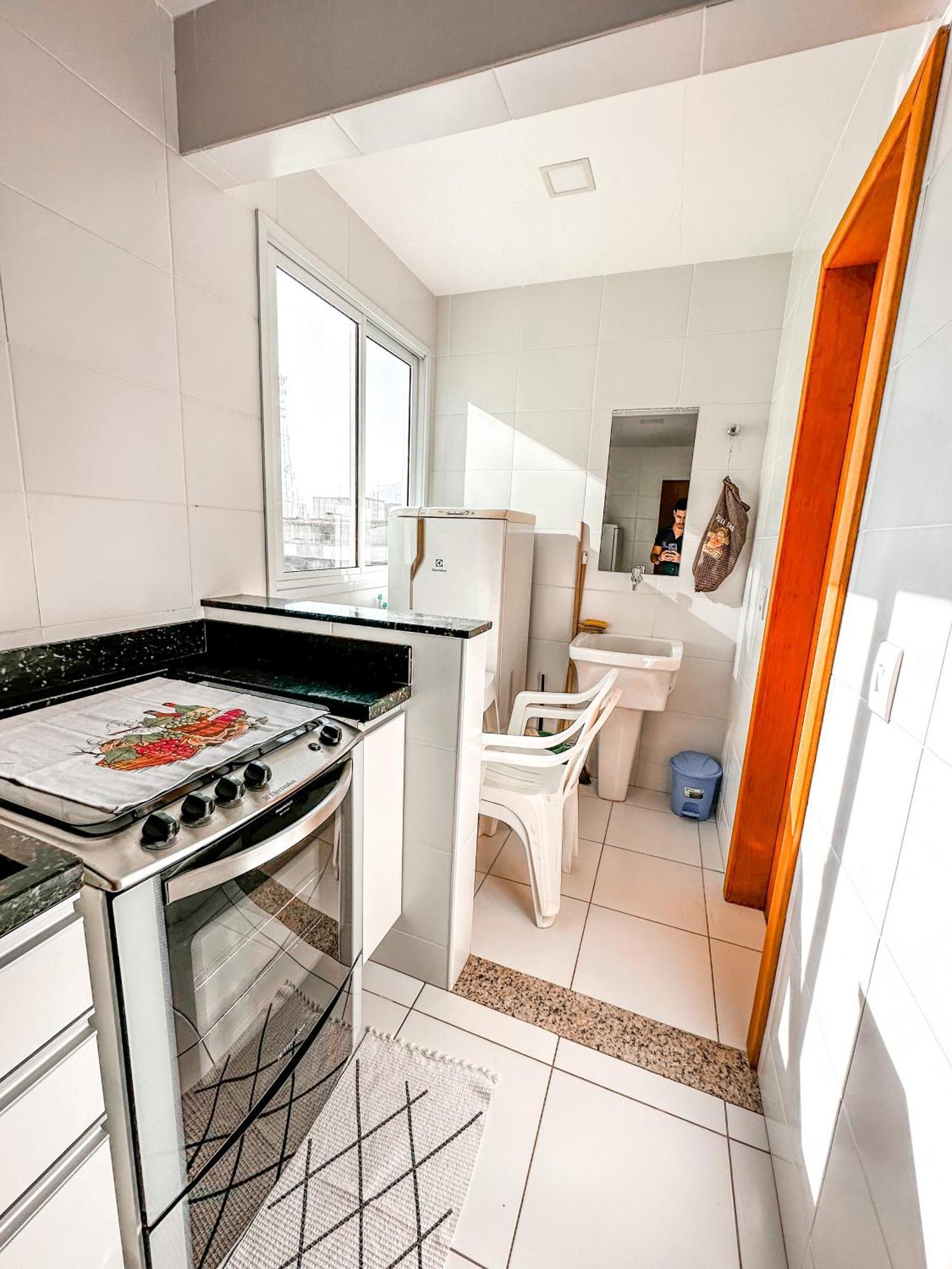 Apt Na Praia Do Morro,2 Quadras Do Mar,Com Garagem 瓜拉派瑞 外观 照片